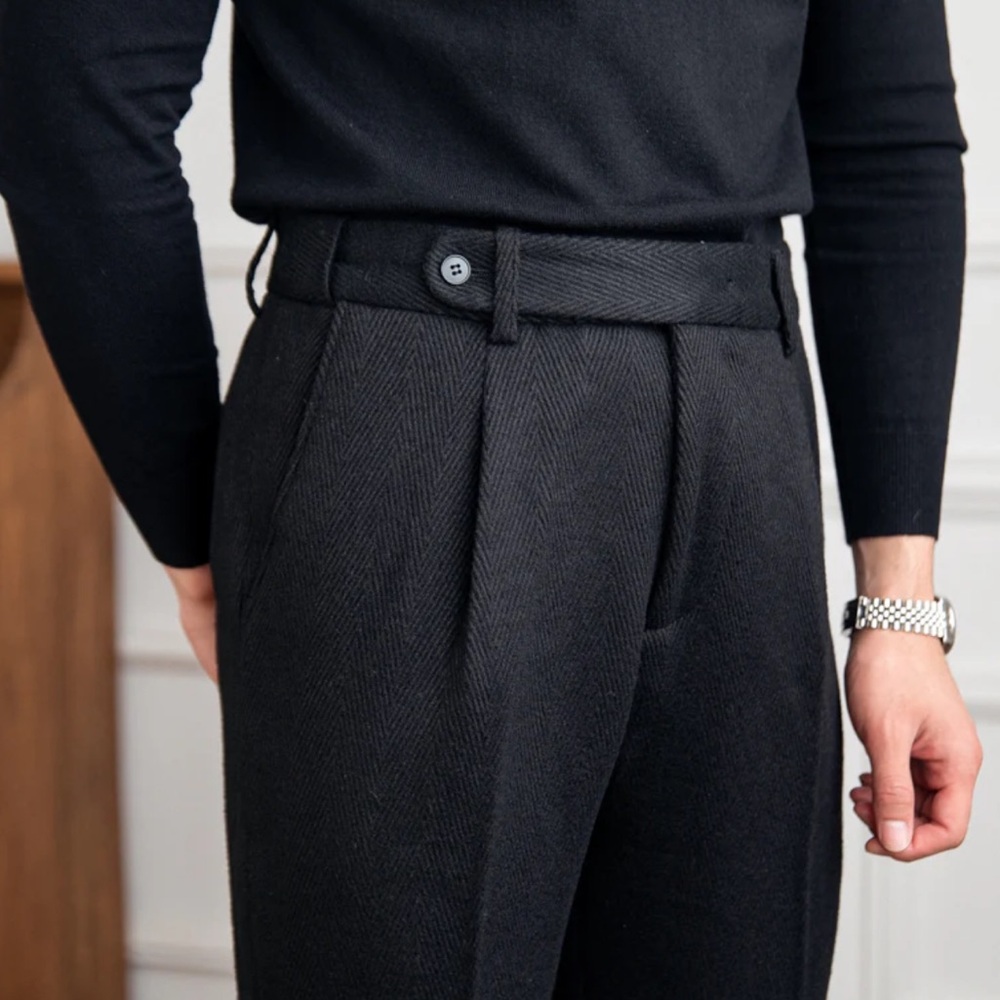 Lucio Wool Trousers in Black